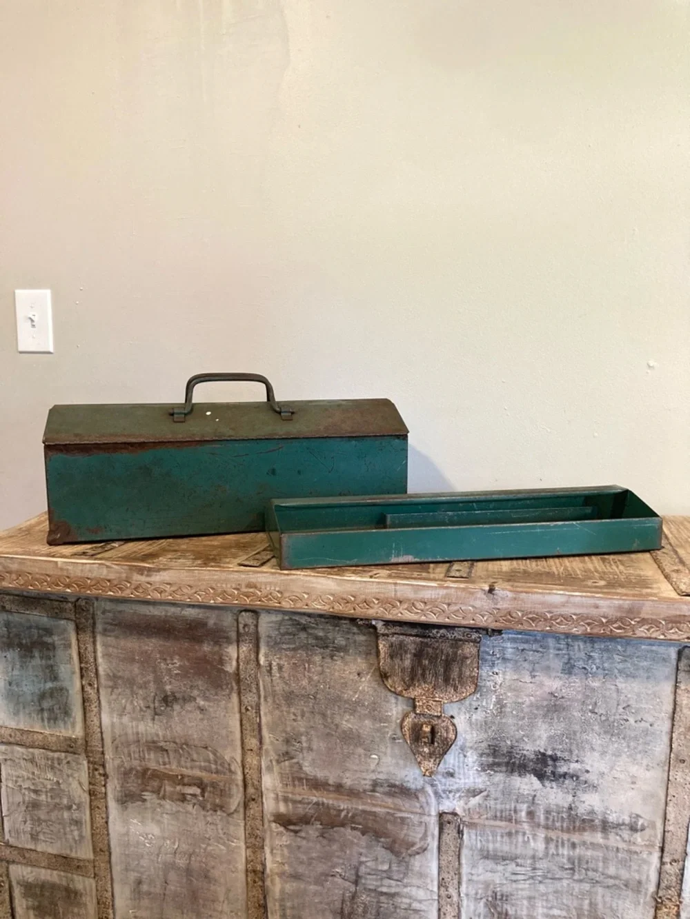 Vintage Metal Toolbox in Teal with Carry Handle and Insert 21” Long Distressed - Picture 16 of 16